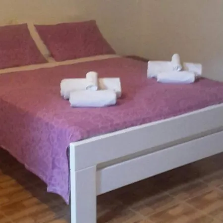 Tonka's Terrace - With Terrace And Sea View