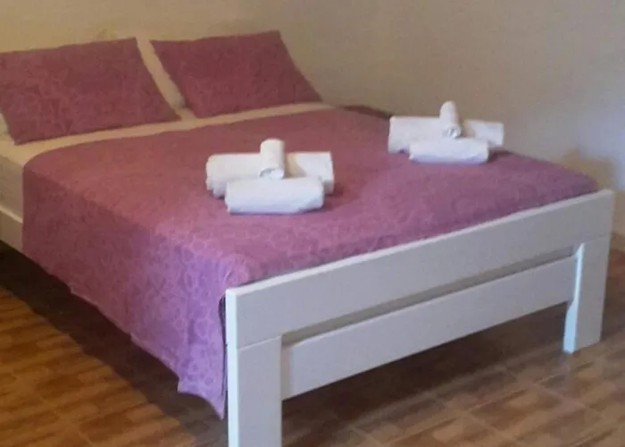 Tonka's Terrace - With Terrace And Sea View