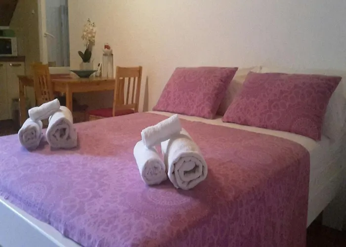 Tonka's Terrace - With Terrace And Sea View Apartament Sudurad